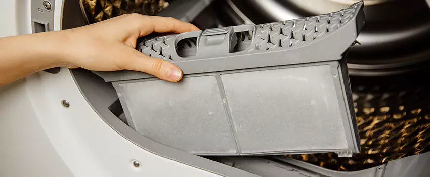 Signs Of A Clogged Dryer Lint Trap in East Orange, New Jersey